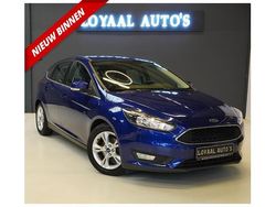 Blauw Gebruikt 2015 Ford Focus Titanium Hatchback | € 6.999 (Goede deal)