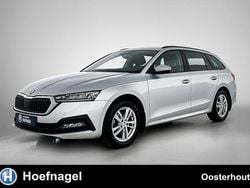 Grijs (metallic) Gebruikt 2020 Skoda Octavia Ambition Stationwagen | € 19.450 (Eerlijke prijs)