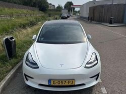 Wit Gebruikt 2019 Tesla Model 3 RWD Sedan | € 22.000 (Iets duurder)