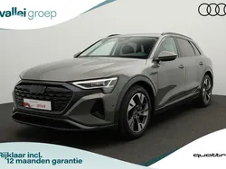 Grijs, metallic lak Gebruikt 2023 Audi Q8 e-tron SUV | € 54.400 (Eerlijke prijs)