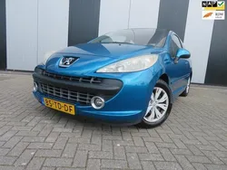 Blauw, metallic lak Gebruikt 2006 Peugeot 207 Hatchback | € 2.250 (Eerlijke prijs)