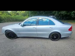 Grijs Gebruikt 2003 Mercedes E240 Avantgarde Sedan | € 3.250 (Goede deal)