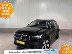 Zwart Gebruikt 2022 Volvo XC40 Core SUV | € 31.850 (Super prijs)