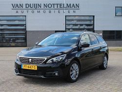 Zwart Gebruikt 2017 Peugeot 308 Premium Stationwagen | € 9.950 (Eerlijke prijs)