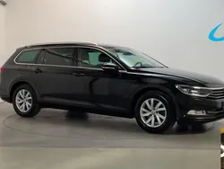 Zwart Gebruikt 2019 VW Passat Comfortline Stationwagen | € 20.750 (Goede deal)
