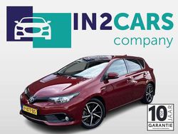 Rood Gebruikt 2018 Toyota Auris Hybrid Hatchback | € 16.900 (Eerlijke prijs)