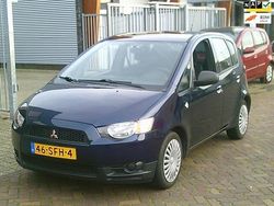 Blauw Gebruikt 2011 Mitsubishi Colt Edition Hatchback | € 2.950 (Eerlijke prijs)