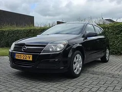 Zwart Gebruikt 2005 Opel Astra Sport Hatchback | € 2.799 (Eerlijke prijs)