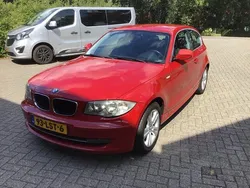 Rood Gebruikt 2010 BMW 116 Hatchback | € 3.500 (Eerlijke prijs)