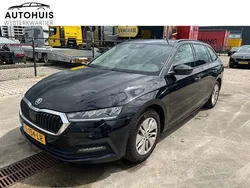 Zwart Gebruikt 2021 Skoda Octavia Business Line Stationwagen | € 19.439 (Eerlijke prijs)