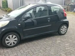 Zwart Gebruikt 2007 Peugeot 107 Hatchback | € 900 (Goede deal)