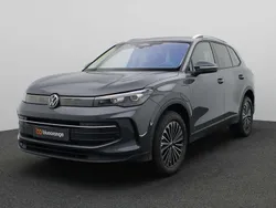 Grijs, metallic lak Nieuw 2025 VW Tiguan Edition SUV | € 49.900 (Super prijs)