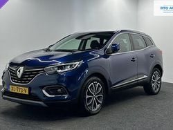 Blauw, metallic lak Gebruikt 2019 Renault Kadjar Black Edition SUV | € 14.000 (Goede deal)
