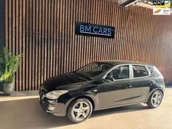Zwart Gebruikt 2008 Hyundai i30 Dynamiq Hatchback | € 3.599 (Eerlijke prijs)