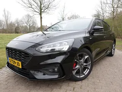 Zwart Gebruikt 2021 Ford Focus Business Edition Hatchback | € 19.950 (Eerlijke prijs)