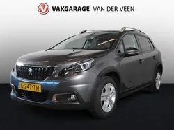 Grijs, metallic lak Gebruikt 2019 Peugeot 2008 Signature Sky SUV | € 13.945 (Goede deal)