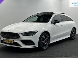 Wit Gebruikt 2022 Mercedes CLA250 Shooting Brake AMG line Stationwagen | € 30.000