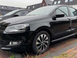 Zwart Gebruikt 2017 VW Polo Edition Hatchback | € 9.350 (Goede deal)