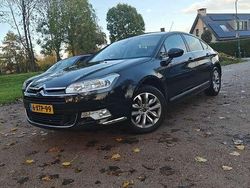 Zwart Gebruikt 2015 Citroën C5 Sedan | € 2.799 (Super prijs)