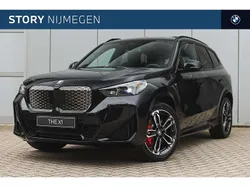 Zwart Nieuw 2025 BMW iX1 Comfort Edition SUV | € 57.884 (Goede deal)