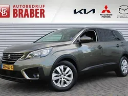 Grijs Gebruikt 2019 Peugeot 5008 MPV | € 24.950 (Iets duurder)