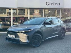Grijs Gebruikt 2023 Toyota bZ4X SUV | € 30.900 (Eerlijke prijs)