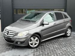 Grijs Gebruikt 2010 Mercedes B200 MPV | € 6.995 (Iets duurder)