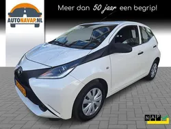 Wit Gebruikt 2017 Toyota Aygo Hatchback | € 7.495 (Goede deal)