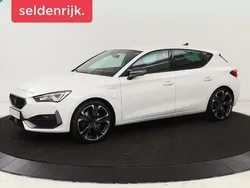 Wit Gebruikt 2022 Cupra Leon VZ Hatchback | € 25.900 (Goede deal)
