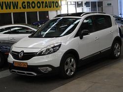 Wit Gebruikt 2013 Renault Scénic III Bose Edition MPV | € 6.744 (Eerlijke prijs)