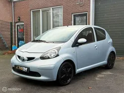 Blauw Gebruikt 2007 Toyota Aygo Sport Hatchback | € 3.490 (Eerlijke prijs)