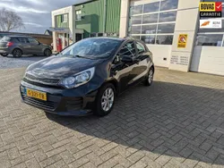 Zwart Gebruikt 2017 Kia Rio Hatchback | € 10.250 (Iets duurder)