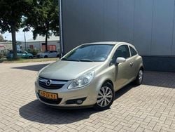 Beige Gebruikt 2008 Opel Corsa Enjoy Hatchback | € 1.950 (Eerlijke prijs)