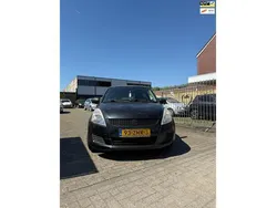Zwart Gebruikt 2012 Suzuki Swift Hatchback | € 2.950 (Eerlijke prijs)