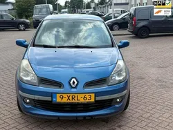 Blauw Gebruikt 2006 Renault Clio II Authentique Hatchback | € 1.499 (Goede deal)