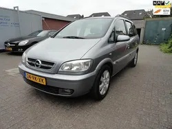 Grijs Gebruikt 2005 Opel Zafira MPV | € 1.650 (Eerlijke prijs)