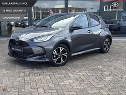 Grijs Gebruikt 2025 Toyota Yaris Hybrid Business Edition Hatchback | € 27.950 (Duur)