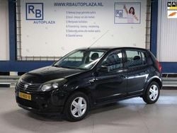 Zwart Gebruikt 2010 Dacia Sandero Hatchback | € 2.250 (Eerlijke prijs)