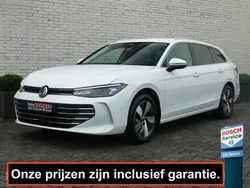 Wit Gebruikt 2024 VW Passat Business Stationwagen | € 34.500 (Eerlijke prijs)