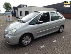 Grijs Gebruikt 2006 Citroën Xsara Picasso MPV | € 795 (Eerlijke prijs)