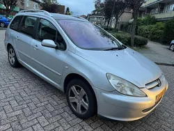 Grijs, metallic lak Gebruikt 2005 Peugeot 307 Premium MPV | € 1.199 (Goede deal)