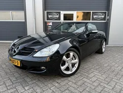 Zwart, metallic lak Gebruikt 2005 Mercedes SLK350 AMG Cabriolet | € 7.945 (Eerlijke prijs)