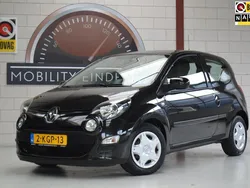 Zwart Gebruikt 2013 Renault Twingo Collection Hatchback | € 4.280 (Eerlijke prijs)