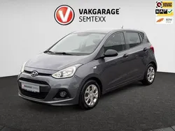 Grijs Gebruikt 2014 Hyundai i10 Hatchback | € 5.750 (Eerlijke prijs)