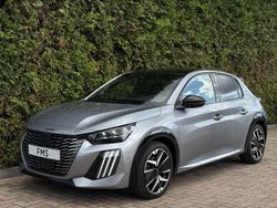 Grijs Gebruikt 2024 Peugeot 208 Premium Hatchback | € 24.890 (Eerlijke prijs)