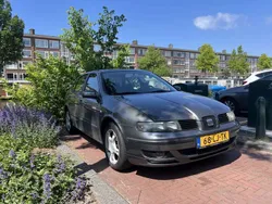 Grijs Gebruikt 2003 Seat Toledo Sport Sedan | € 1.400 (Goede deal)