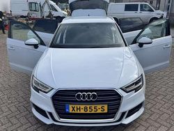 Wit Gebruikt 2019 Audi A3 Hatchback | € 16.500 (Eerlijke prijs)