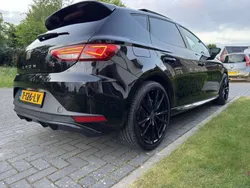 Zwart Gebruikt 2016 Seat Leon FR Hatchback | € 12.750 (Duur)
