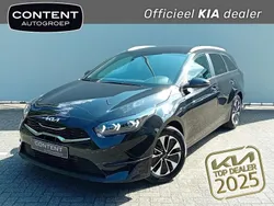 Aurora black pearl (zwart metallic) Nieuw 2025 Kia Ceed Stationwagen | € 31.140 (Eerlijke prijs)
