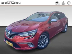 Rood Gebruikt 2017 Renault Mégane GT Line GT-Line Stationwagen | € 10.430 (Eerlijke prijs)